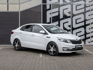 2016 Kia Rio III Рестайлинг, белый, 1220000 рублей, вид 1