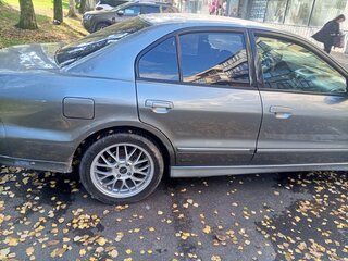 2003 Mitsubishi Galant VIII Рестайлинг, серый, 380000 рублей, вид 4