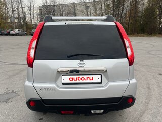 2014 Nissan X-Trail II Рестайлинг, серебристый, 1390000 рублей, вид 5