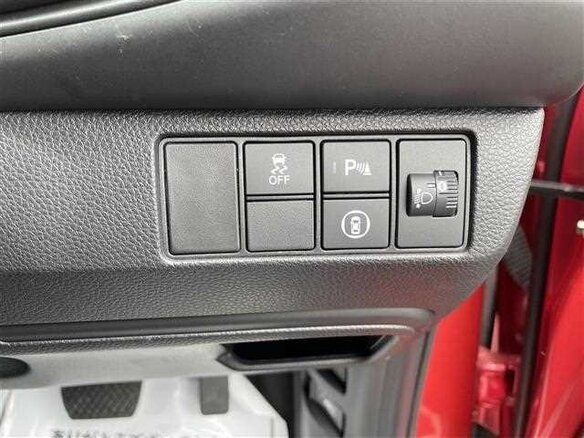 2023 Honda Vezel II, красный, 1840000 рублей - вид 16