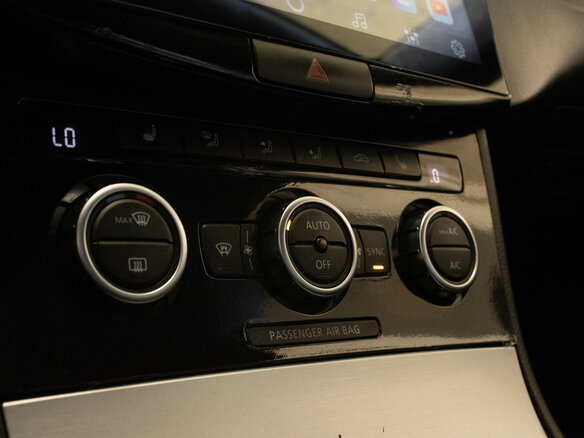 2012 Volkswagen Passat CC I Рестайлинг, чёрный, 1299000 рублей - вид 16