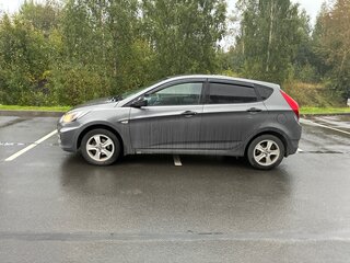 2012 Hyundai Solaris I, чёрный, 625000 рублей, вид 4