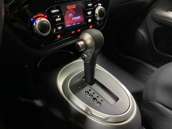 2015 Nissan Juke I Рестайлинг, чёрный, 1389900 рублей - вид 21