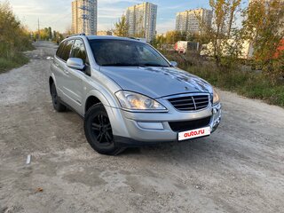 2008 SsangYong Kyron 5-speed I Рестайлинг, серебристый, 650000 рублей, вид 2