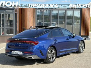 2021 Kia K5 III, синий, 2180000 рублей, вид 5