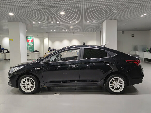 2018 Hyundai Solaris II, чёрный, 1249000 рублей - вид 7