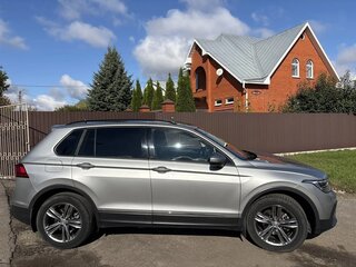 2020 Volkswagen Tiguan II Рестайлинг, серый, 2400000 рублей, вид 3