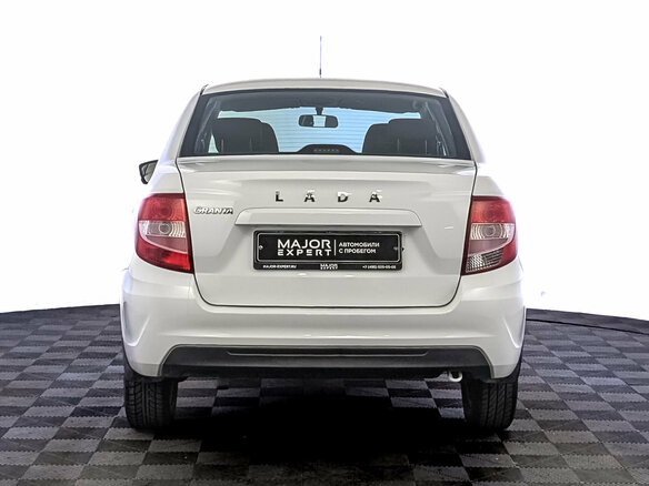 2024 Lada (ВАЗ) Granta I Рестайлинг, белый, 640000 рублей - вид 5