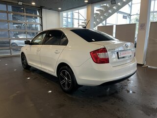 2017 Skoda Rapid I, белый, 950000 рублей, вид 5