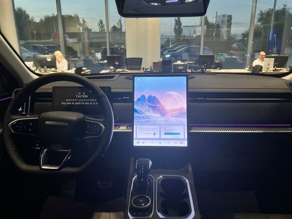 2026 Jaecoo J7 I Рестайлинг, чёрный, 3079000 рублей - вид 11
