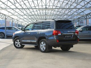 2012 Toyota Land Cruiser 200 Series Рестайлинг 1, серый, 3370000 рублей, вид 3