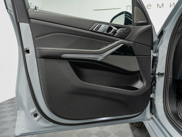 2026 BMW X5 30d IV (G05/G18) Рестайлинг, серый, 15490000 рублей - вид 25