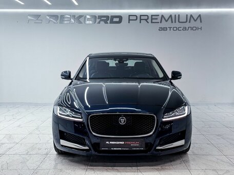 2020 Jaguar XF II, синий, 2550000 рублей, вид 4