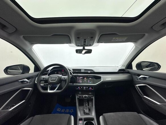 2023 Audi Q3 35 TFSI II (F3), серебристый, 2470000 рублей - вид 10