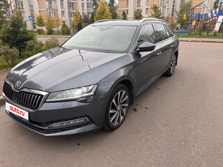 2020 Skoda Superb III Рестайлинг, серый, 2650000 рублей, вид 1