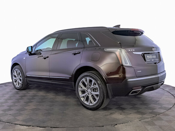 2020 Cadillac XT5 I Рестайлинг, красный, 3090000 рублей - вид 6