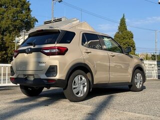 2023 Daihatsu Rocky A200, бежевый, 1076911 рублей, вид 3