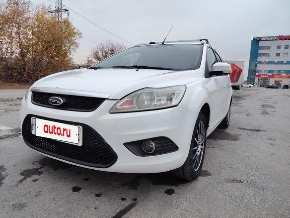 2011 Ford Focus II Рестайлинг, белый, 630000 рублей - вид 8