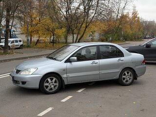 2006 Mitsubishi Lancer IX Рестайлинг, серебристый, 300000 рублей, вид 4