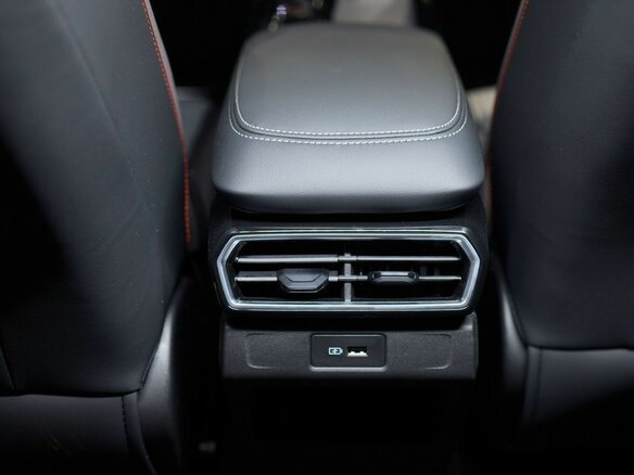 2026 Geely Cityray, серый, 3344990 рублей - вид 24