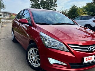 2015 Hyundai Solaris I Рестайлинг, красный, 1020000 рублей, вид 3