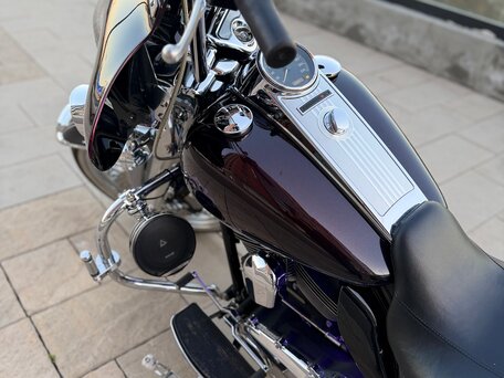 2009 Harley-Davidson Road King, пурпурный, 1100000 рублей, вид 5