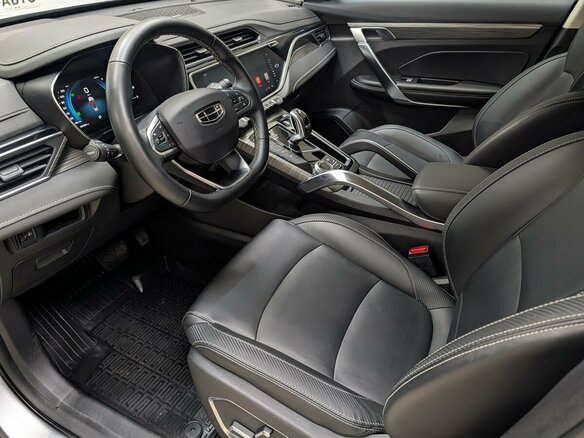 2024 Geely Atlas Pro, серебристый, 2179000 рублей - вид 9