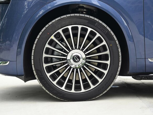 2026 Aito M7 53.4 kWh II, белый, 8700000 рублей - вид 27