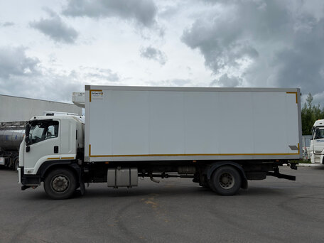2021 Isuzu Forward (F-Series), белый, 3800000 рублей, вид 3