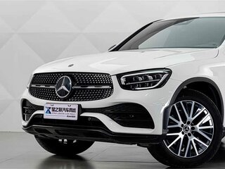 2022 Mercedes-Benz GLC Coupe 300 I (C253) Рестайлинг, белый, 5700000 рублей, вид 4