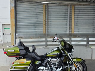 2017 Harley-Davidson CVO Limited, зелёный, 1850000 рублей, вид 1