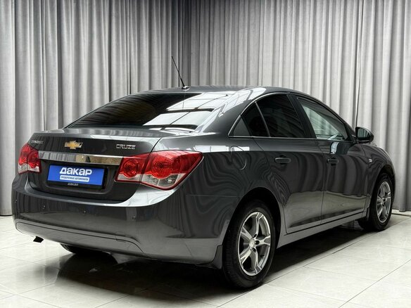 2011 Chevrolet Cruze I, серый, 779000 рублей - вид 5
