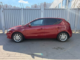 2009 Hyundai i30 I, красный, 625000 рублей, вид 2
