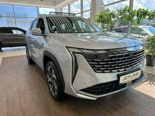 2026 Geely Atlas II, серебристый, 4119990 рублей, вид 3