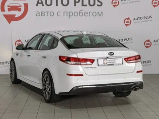 2018 Kia Optima IV Рестайлинг, белый, 1899000 рублей, вид 2