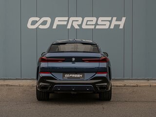 2021 BMW X6 40i III (G06), синий, 8250000 рублей, вид 4