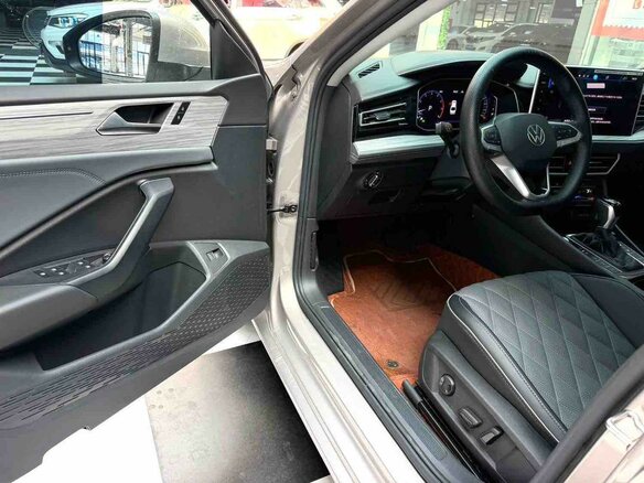 2023 Volkswagen Sagitar III Рестайлинг, бежевый, 1430000 рублей - вид 6