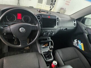 2008 Volkswagen Tiguan I, чёрный, 1100000 рублей, вид 5