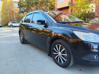 2011 Ford Focus II Рестайлинг, чёрный, 640000 рублей, вид 4