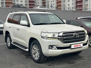 2019 Toyota Land Cruiser 200 Series Рестайлинг 2, белый, 4500000 рублей, вид 1