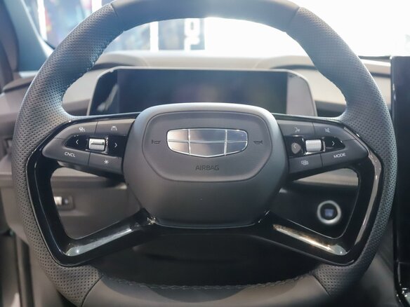 2026 Geely Cityray, серый, 3345000 рублей - вид 14