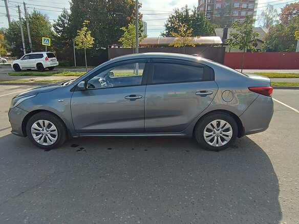 2017 Kia Rio IV, серый, 937000 рублей - вид 8