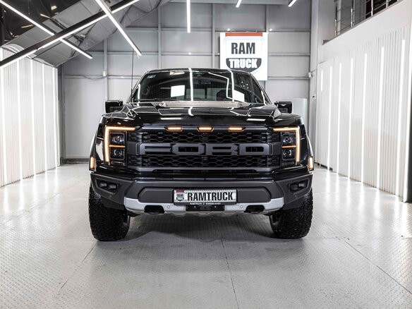 2021 Ford F-150 Raptor XIV, чёрный, 8499999 рублей - вид 4