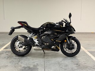 2026 QJMotor SRK 800 RR, чёрный, 859000 рублей, вид 1