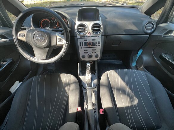 2008 Opel Corsa D, чёрный, 435000 рублей - вид 9