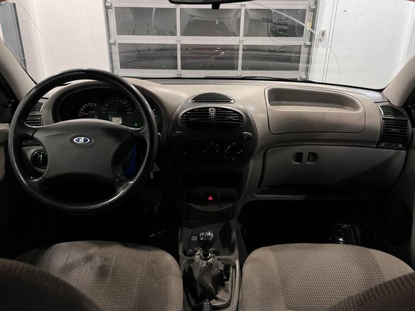 2009 Lada (ВАЗ) Kalina I, красный, 176000 рублей - вид 8