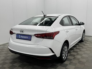 2022 Hyundai Solaris II Рестайлинг, белый, 1540000 рублей, вид 5