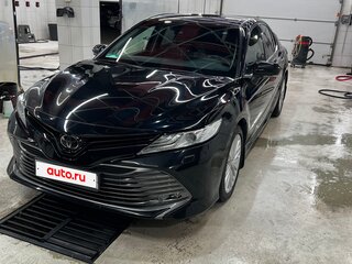2020 Toyota Camry VIII (XV70), чёрный, 3349000 рублей, вид 1