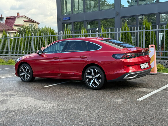 2023 Volkswagen Lamando L II, красный, 2090000 рублей - вид 12