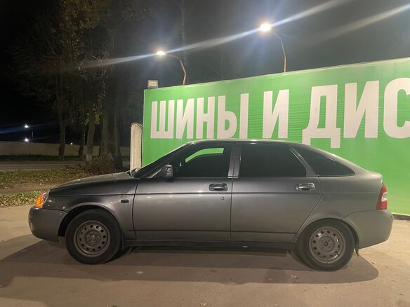 2011 Lada (ВАЗ) Priora I, серый, 210000 рублей - вид 1